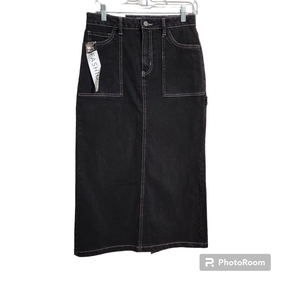 NWT Lovefire Jean Skirt